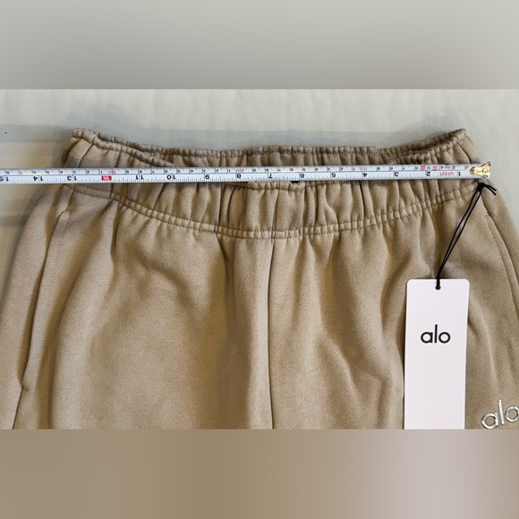 ALO Yoga Accolade Straight Leg Sweatpant in “Gravel” - Picture 8 of 11